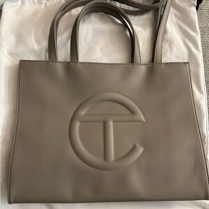 Medium Telfar Shoppers